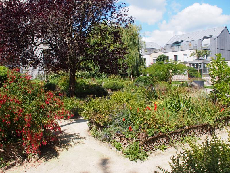Jardin du 100_Arpajon