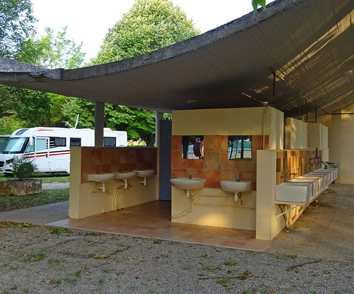 Camping de mon Village de Saint-Julien-le-Montagnier