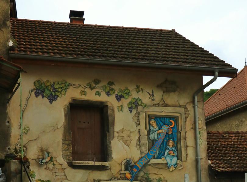 Vertrieu, cité aux deux châteaux - à une heure de Lyon - Nord-Isère - Balcons du Dauphiné