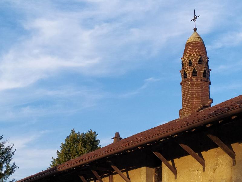 Cheminée sarrasine de la Ferme du Tiret Cheminée sarrasine de la Ferme du Tiret