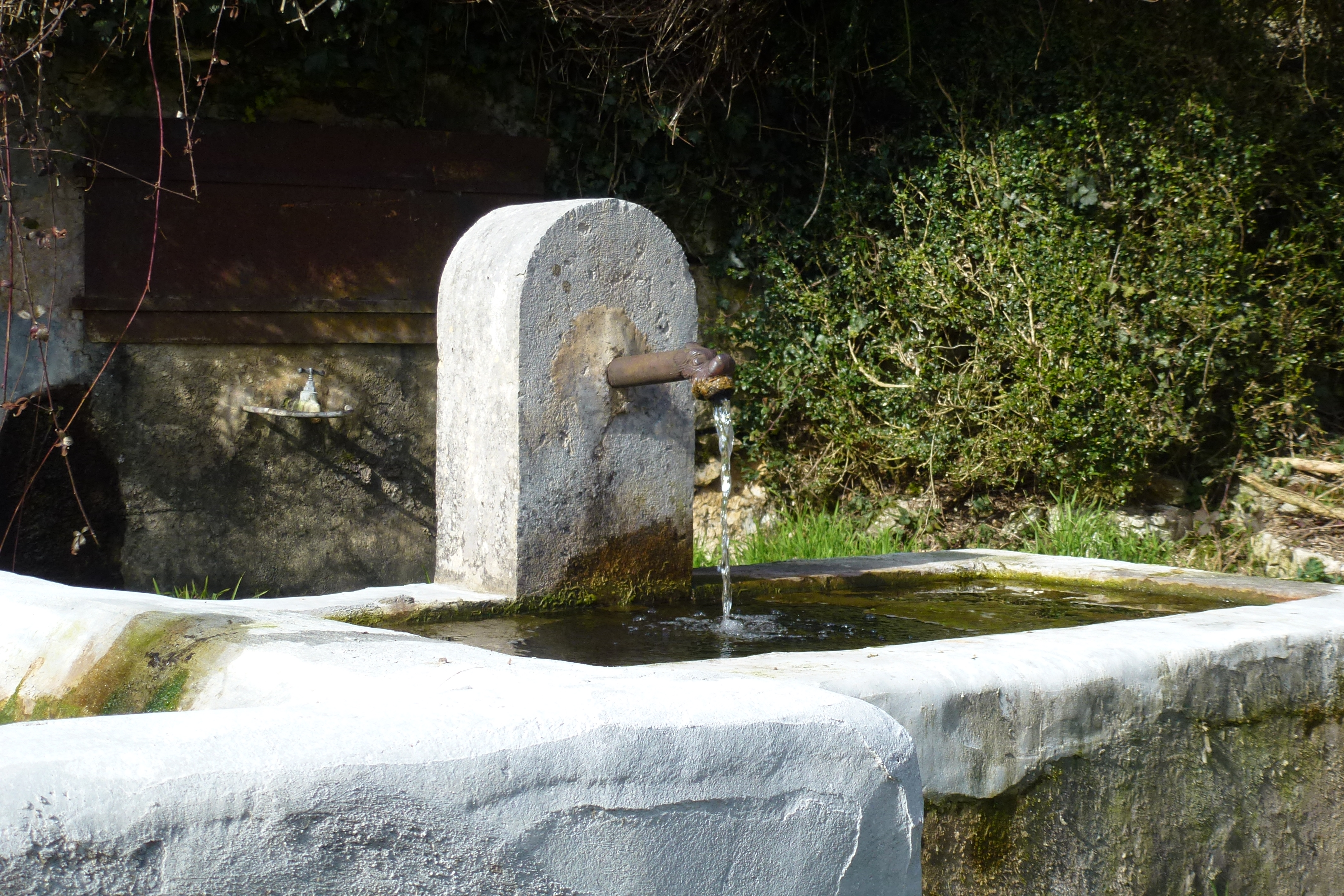 Les réseaux : l'eau et le chemin de fer