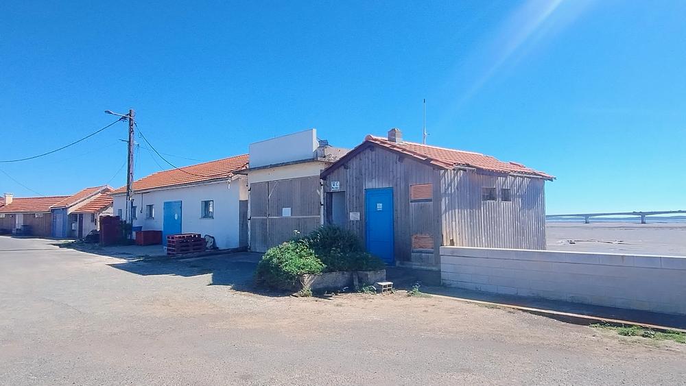 Toilettes Publiques- Port du Chapus