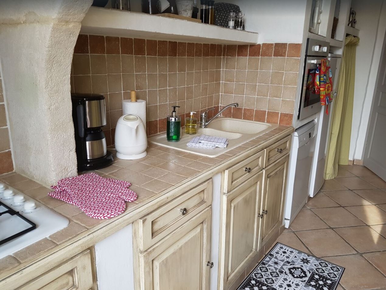 Le Petit Moulin, Noves - photo 17