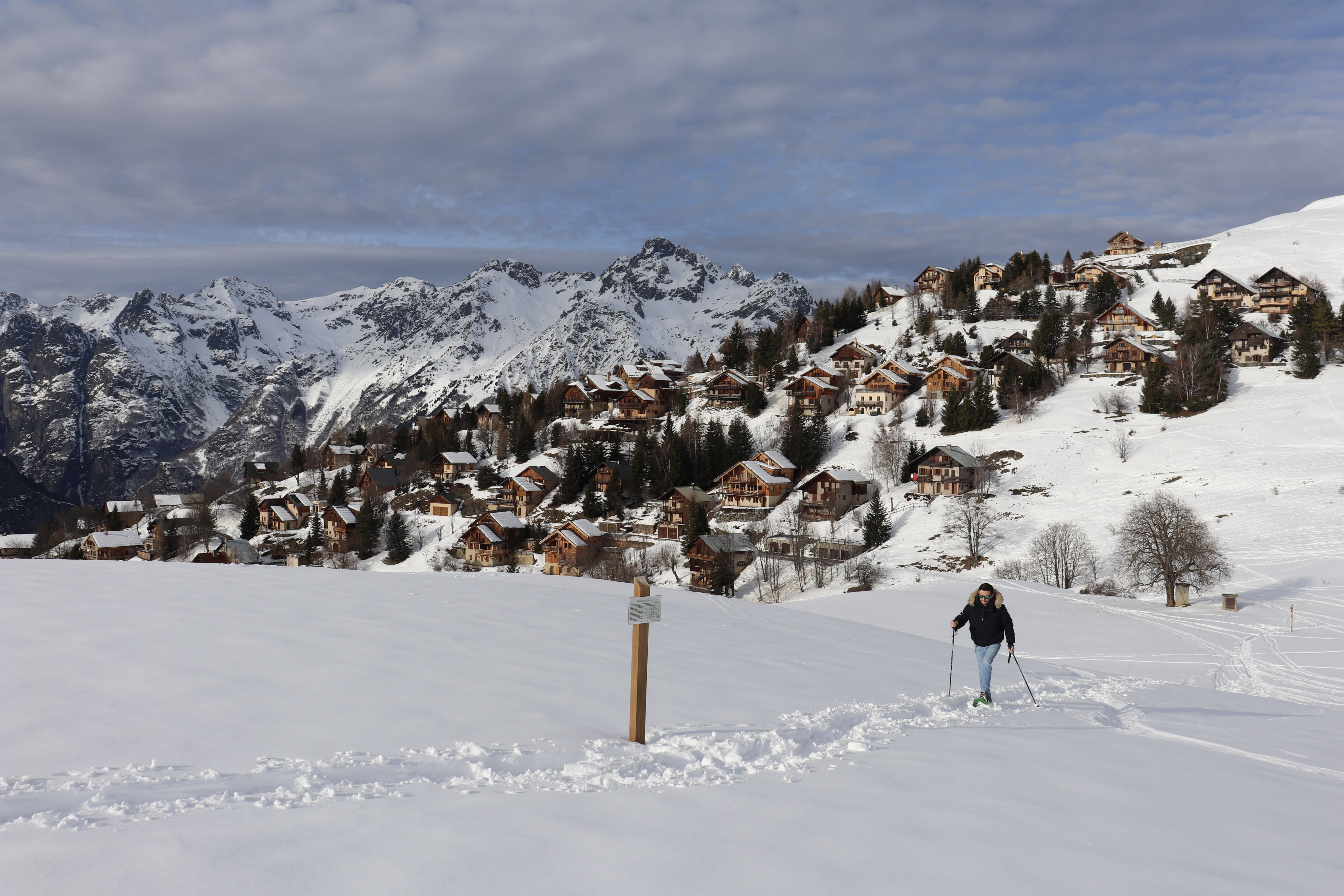 Geological trail - snowshoeing around Villard-Reculas