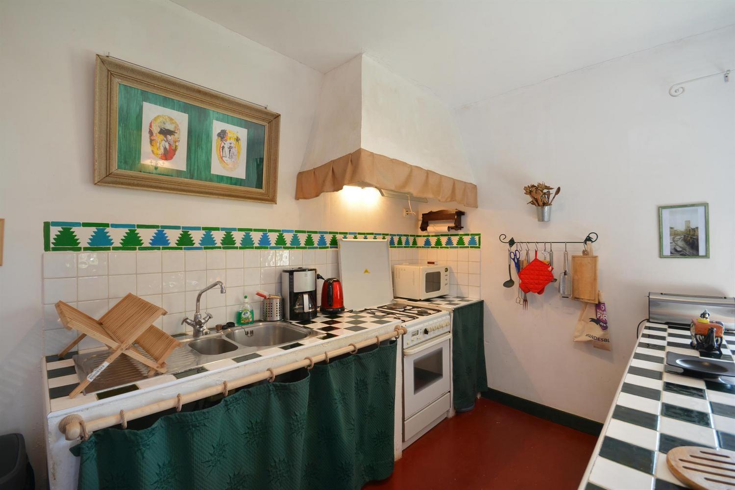 Tamaris, Arles - photo 24