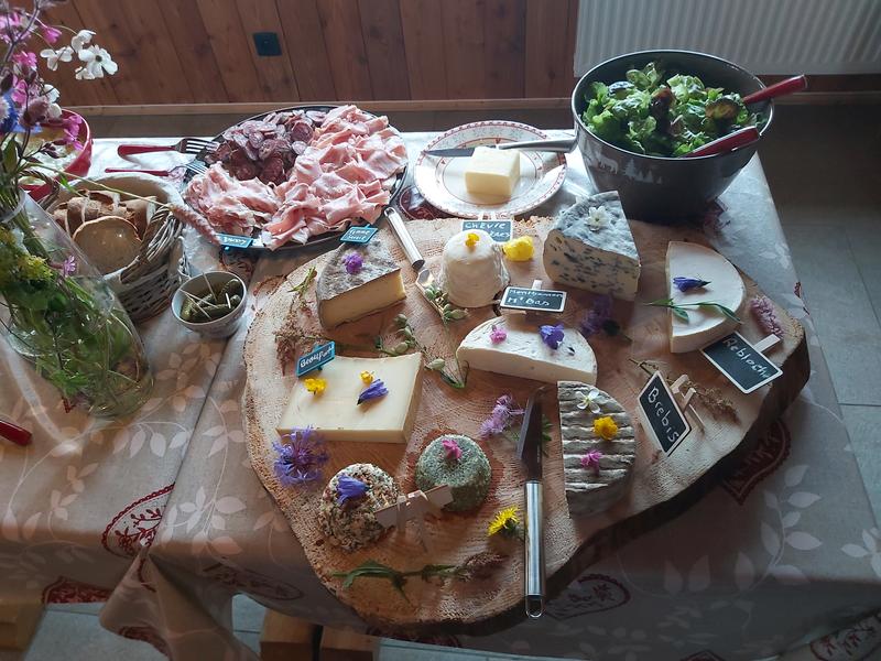 val-cenis-bramans-restaurant-refuge-montbas-tsamou