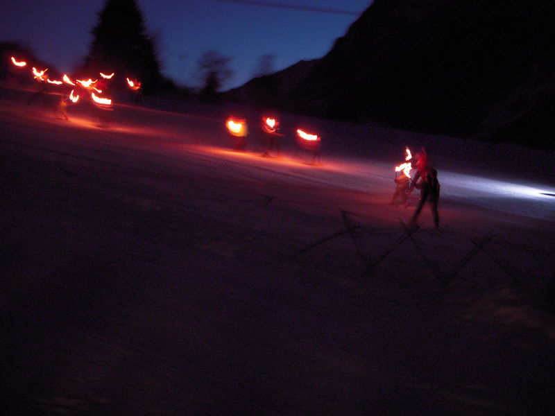 Descente aux flambeaux à Chabanon Du 27/12/2024 au 7/3/2025