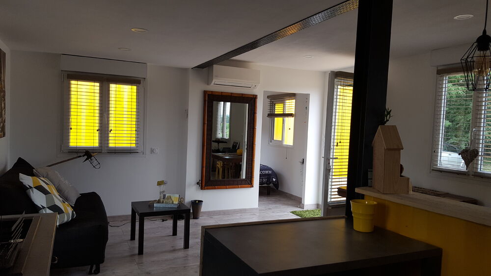 Le container Jaune Soleil