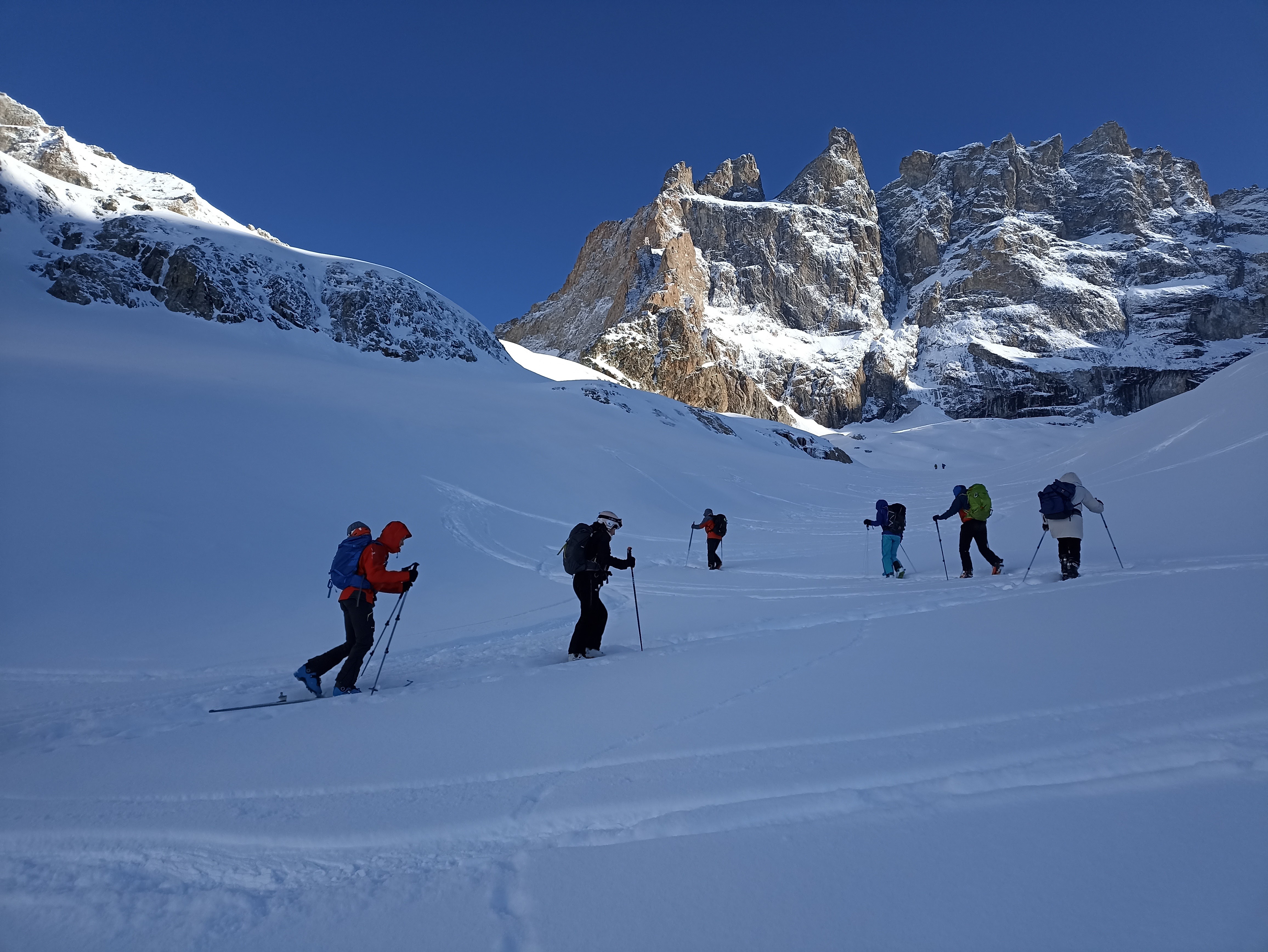 Traces in Veneon - Ski and snowshoeing experiences