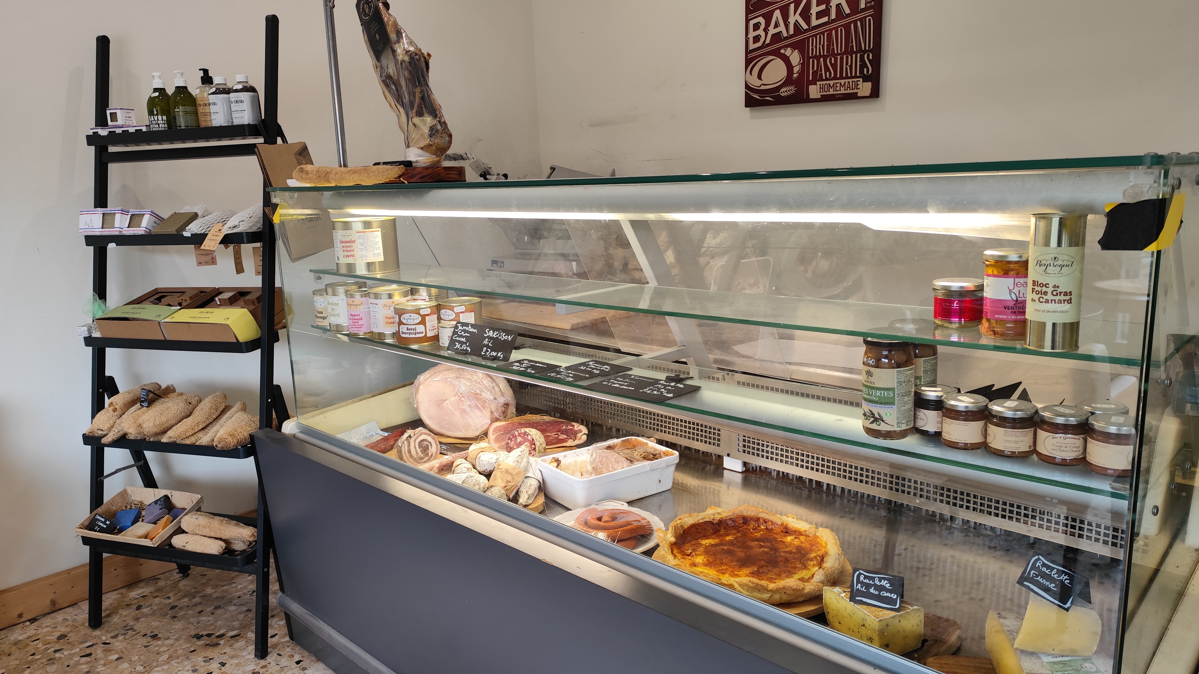 Epicerie de Saint-Pierre