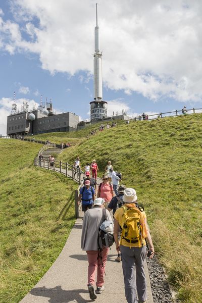 Chemin de ronde du sommet du puy de Dôme