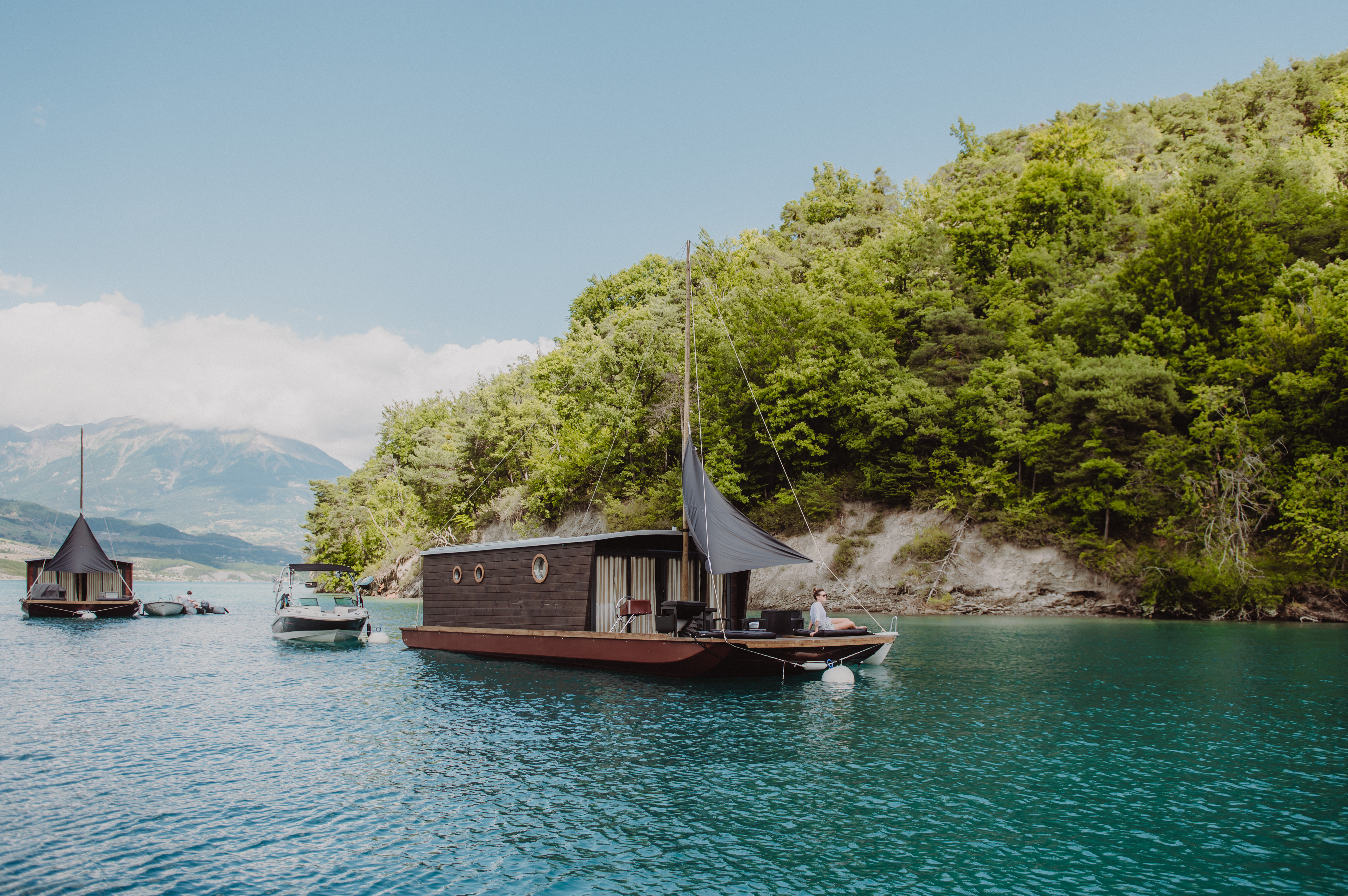 La Paillote du lac - LE SAUZE-DU-LAC