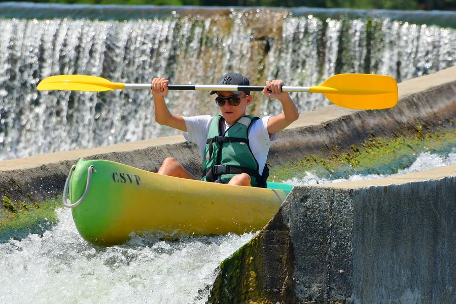 Canoë - Kayak Ruoms à Sauze  - 37km / 2 jours avec Canoës Service