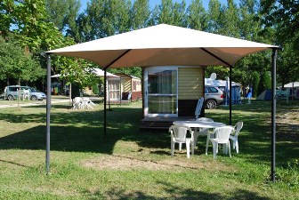 Roulottes au camping Les Foulons