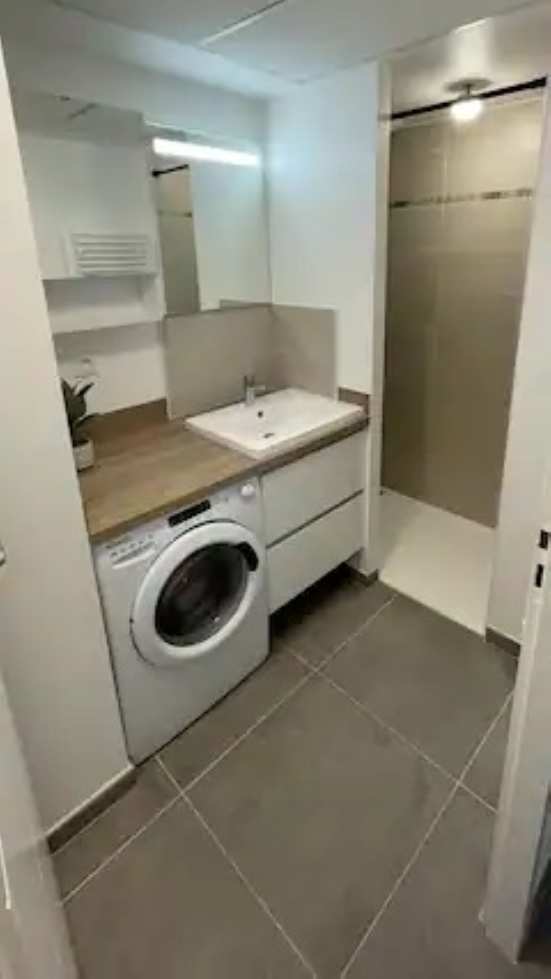 Vue mer, appart neuf 4 couchages parking en option - photo 5