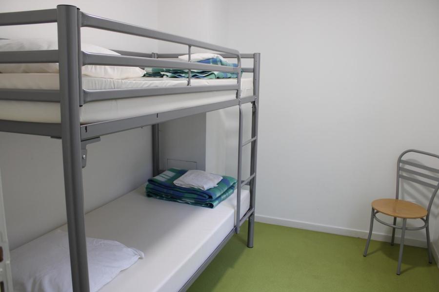 1er et 2ème niveaux chambre deux personnes Gîte d'étape à Saint-Sauveur-sur-Tinée Gîtes de France Alpes-Maritimes