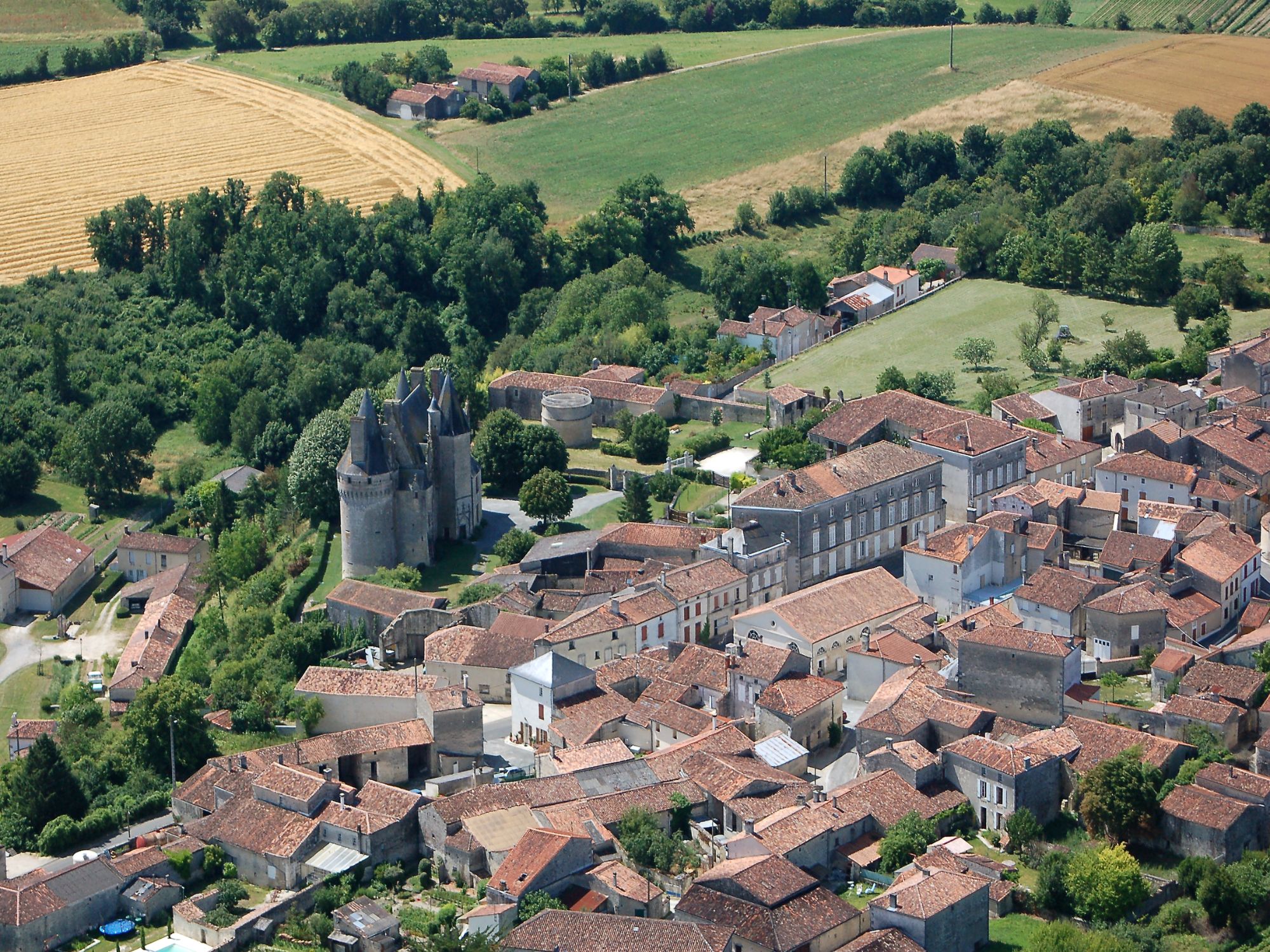 Village - Neuvicq-le-Château