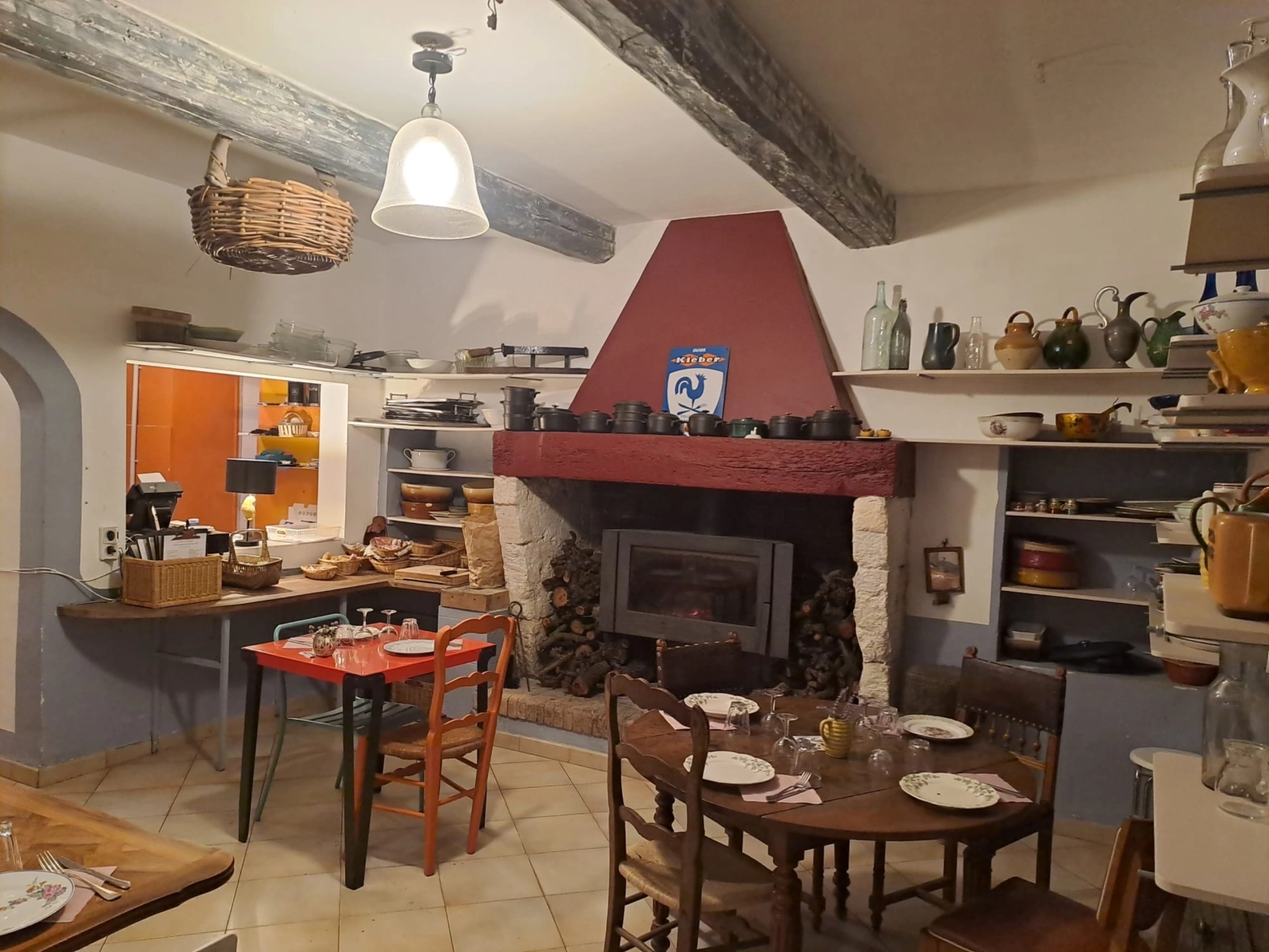 La Guinguette, Saint-Rémy-de-Provence - photo 3
