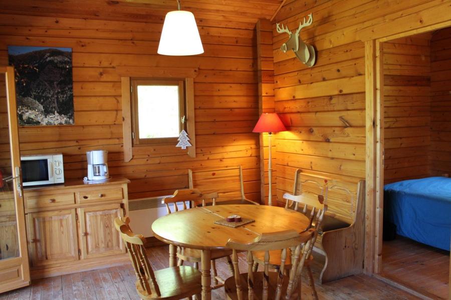 Gîte L'Escondu-Séjour-Roubion-Gîtes de France des Alpes-Maritimes