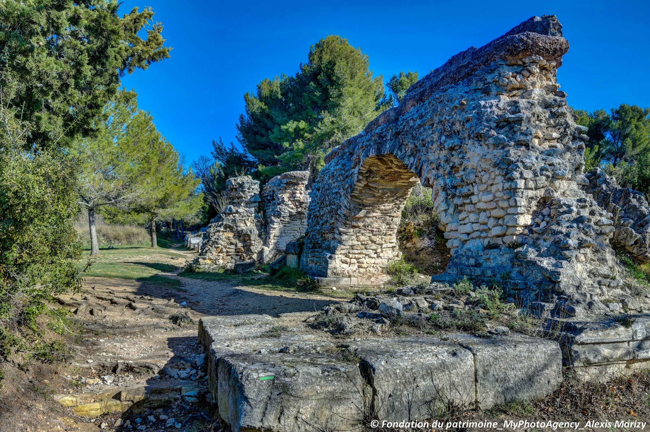 Aqueducs romains de Barbegal