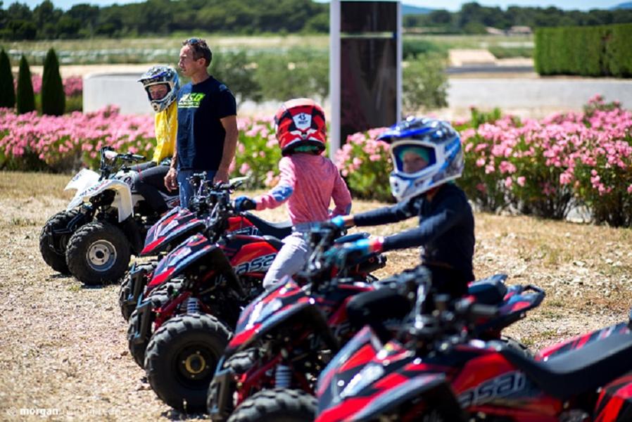 Quad famille_Le Castellet
