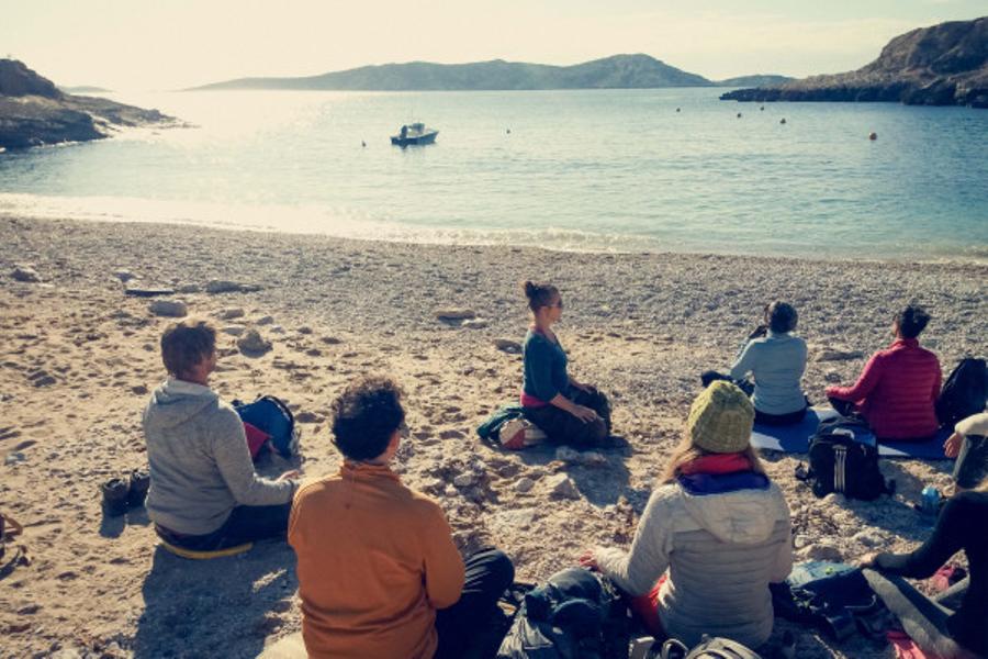 Yoga & Rando Calanque de Sugiton