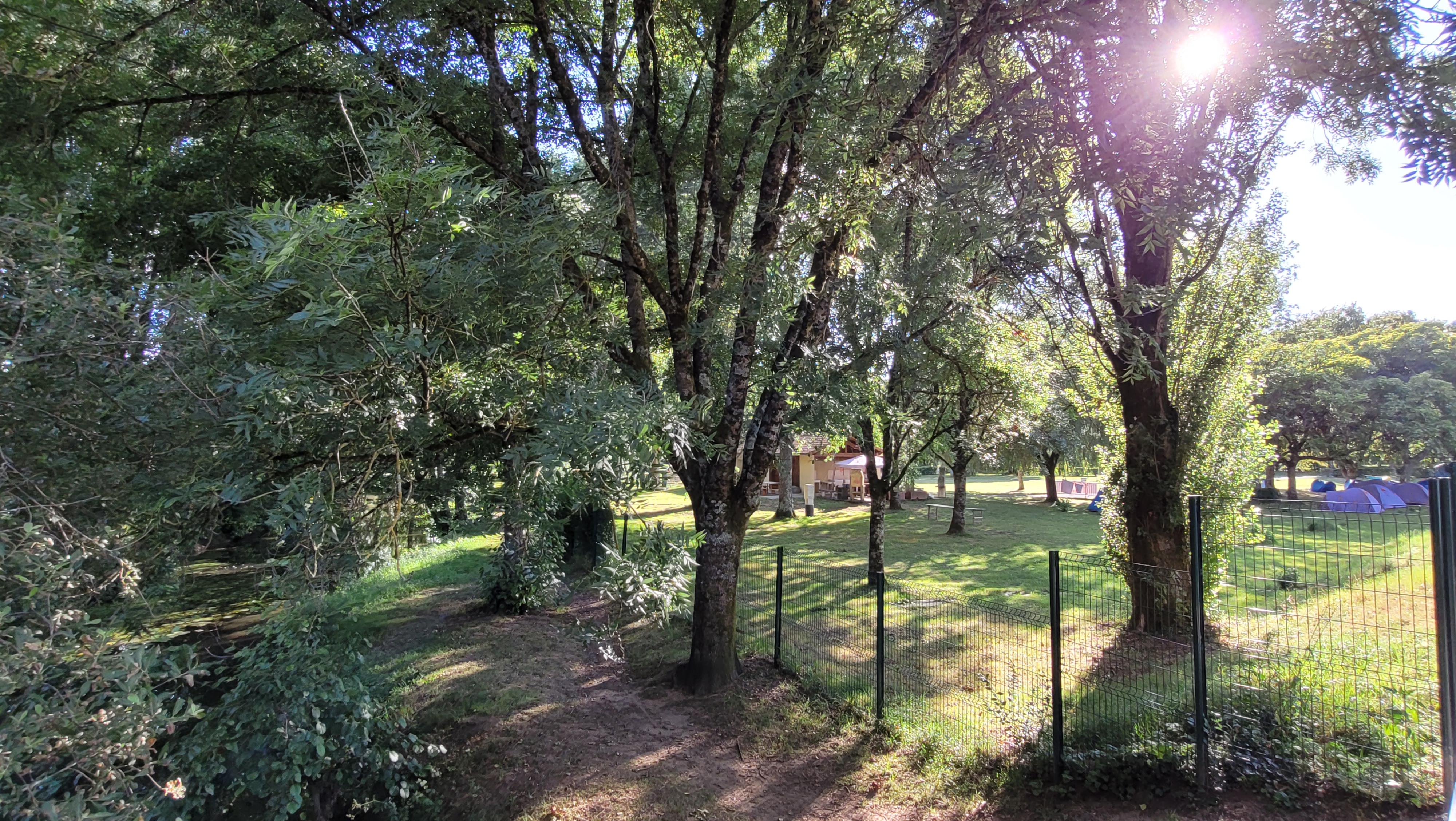 Chasseneuil - Camping les Charmilles