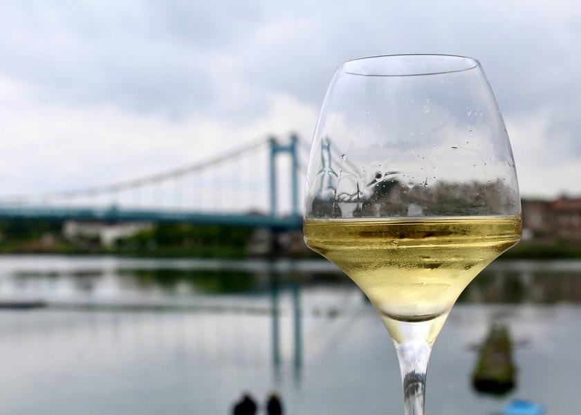 Clos et Vins_Serrières