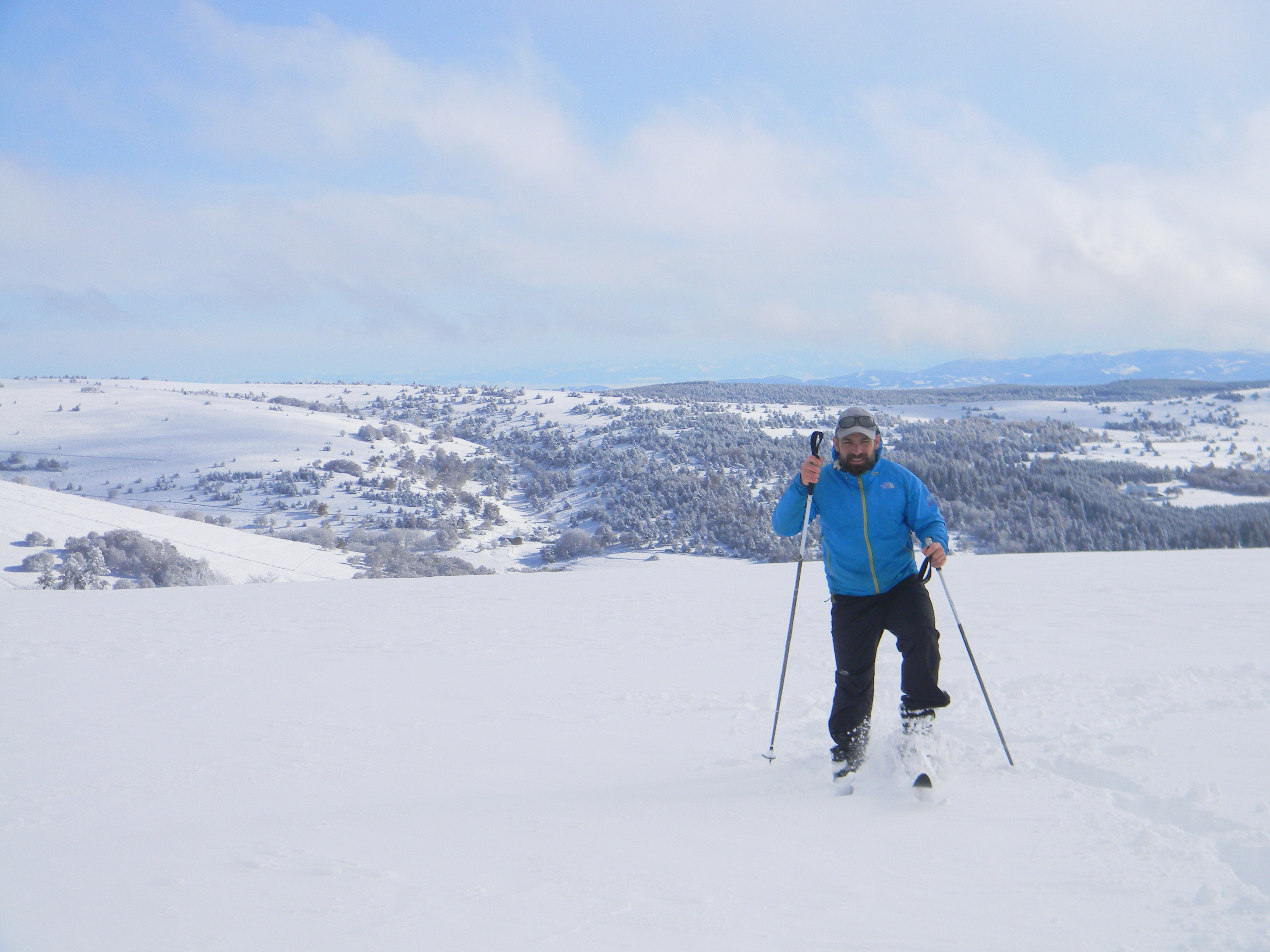 Chalet des Gentianes - Location de Matériel, Ski de fond, de rando, raquettes et VTT