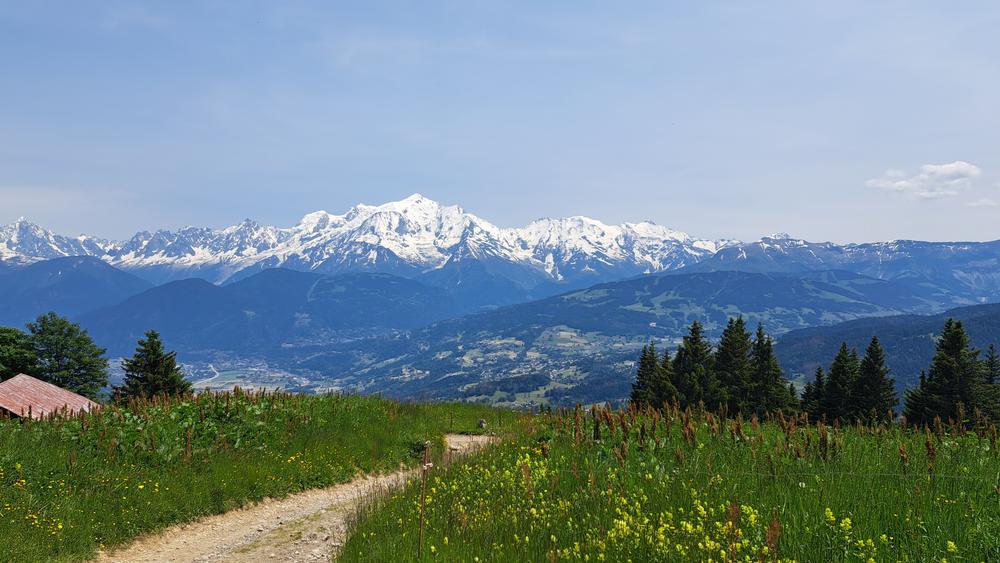 Le col de Niard depuis le Peray – sentier pédestre_Cordon
