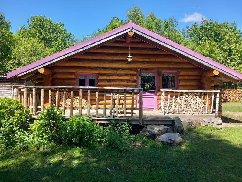 Les Cabanes des Combrailles - Fustes et cabanes