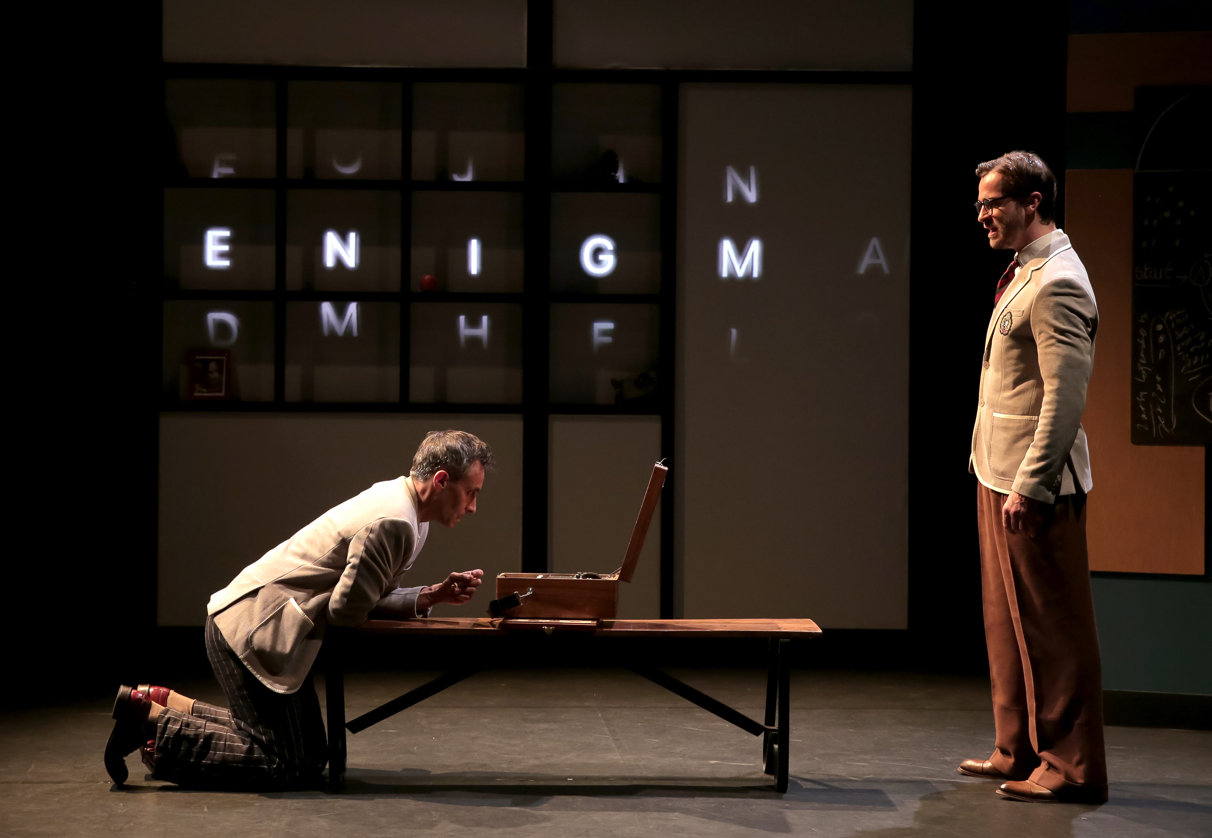 036 La Machine de Turing - Droits  Fabienne Rappeneau HD