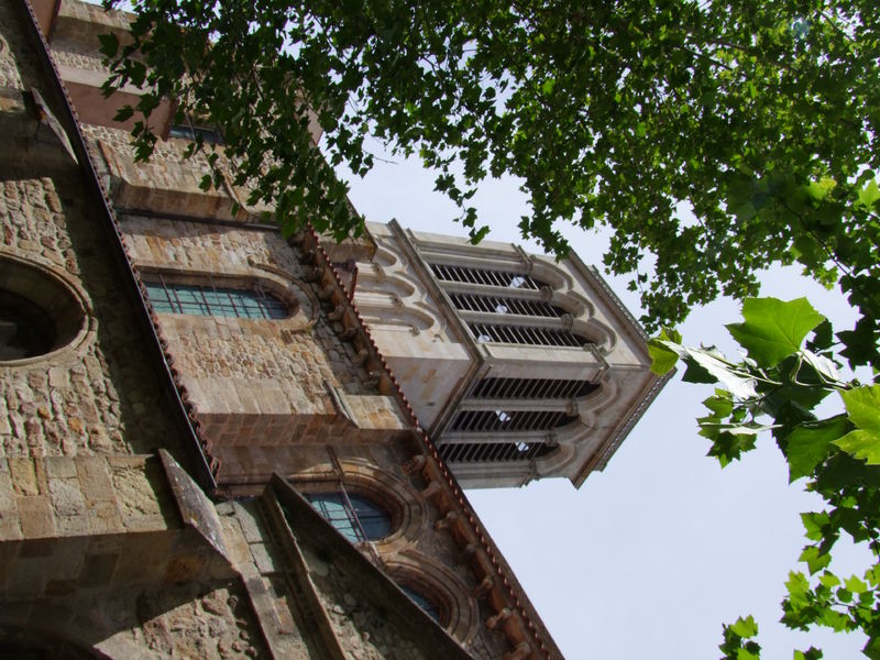 Église collégiale Saint-Cerneuf