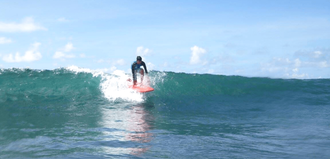 Free Surf School Tahiti