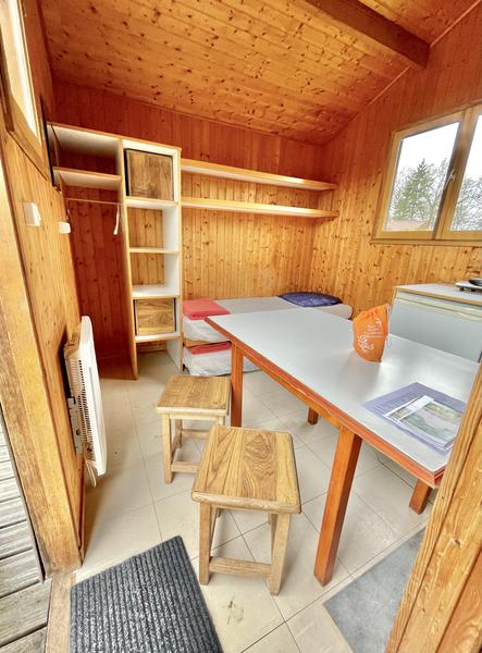 Cabane - Plan d'eau de la Borde à Vieure