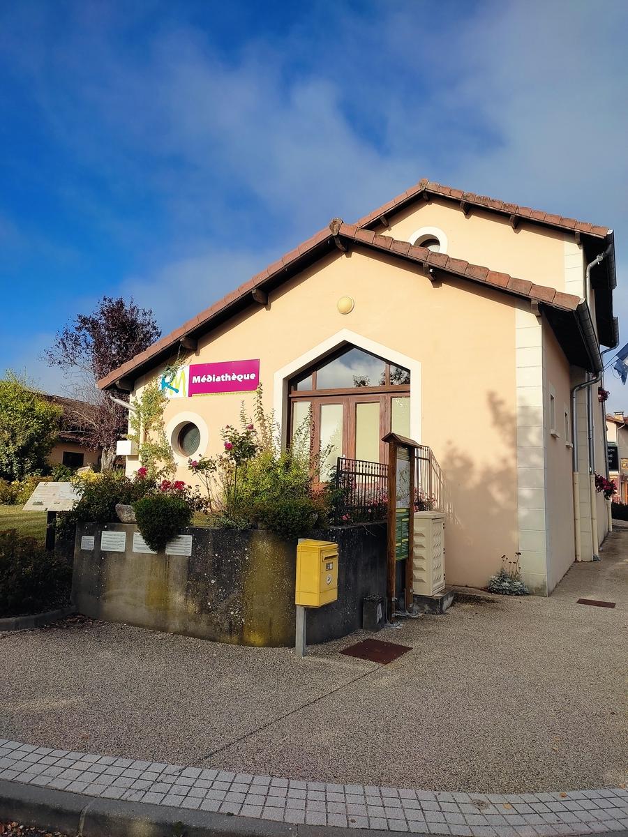 Médiathèque de Rochetoirin