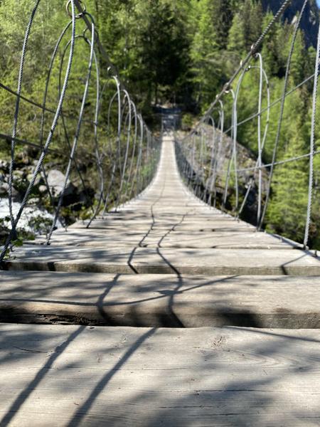 La passerelle du glacier de Bionnassay, boucle de randonnée