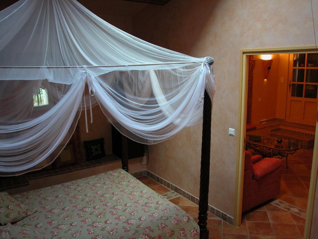 Le Mas de la Dame : Chambre Venise