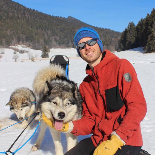Sébastion Meurant et sa meute de traineaux à chiens