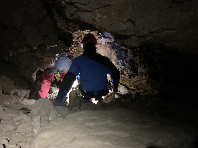 passage à genoux galerie basse