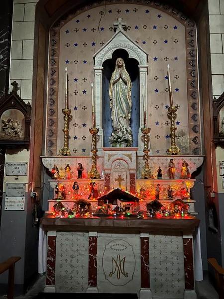 Exposition de crèches à l'église de Fontan Exposition de crèches à l'église de Fontan