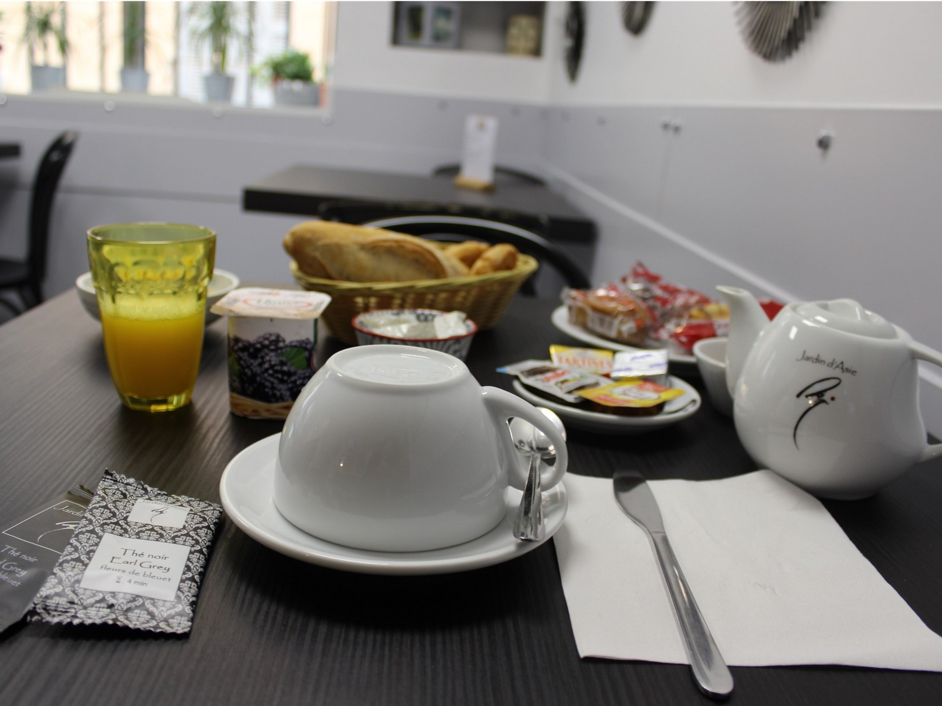 Hotel des Arts — photo 3