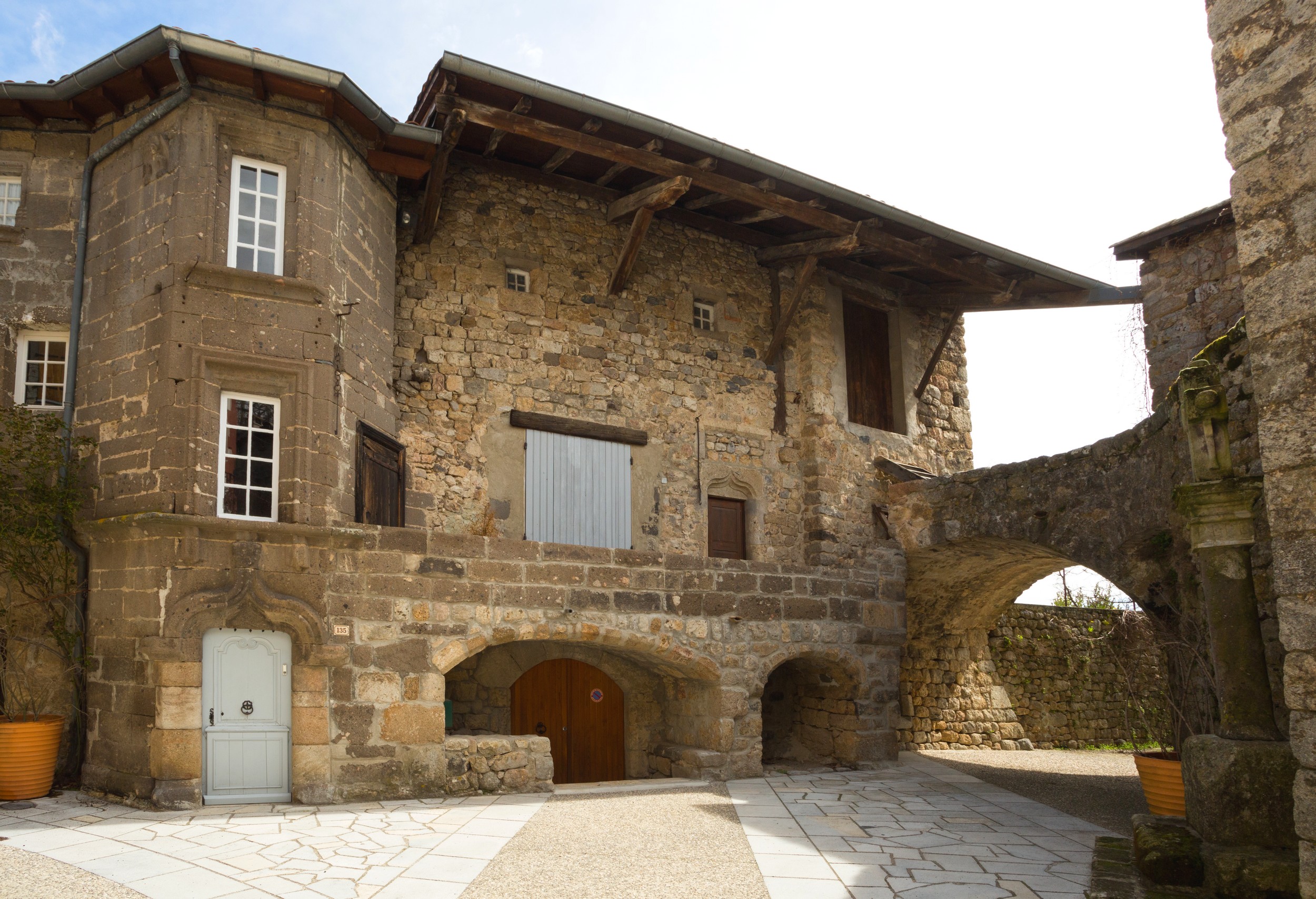 Montpezat-sous-Bauzon - Château de la Ville Basse-2 ©S.BUGNON