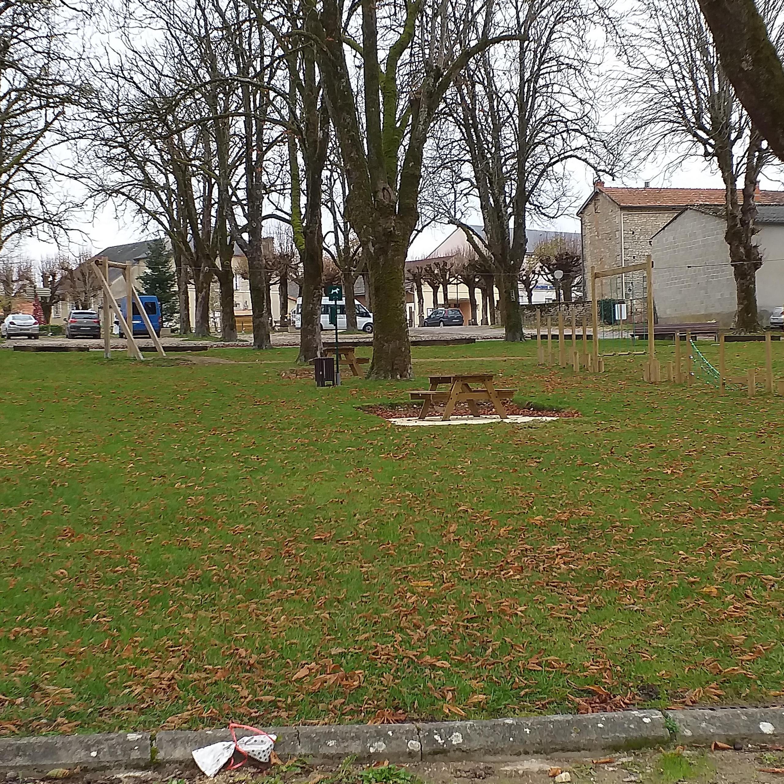 Aire de Pique-Nique Champagne-Mouton