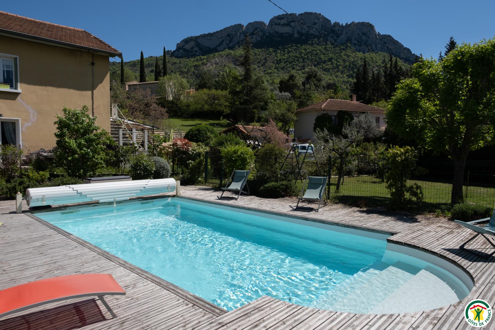 Piscine partagée 8x4m