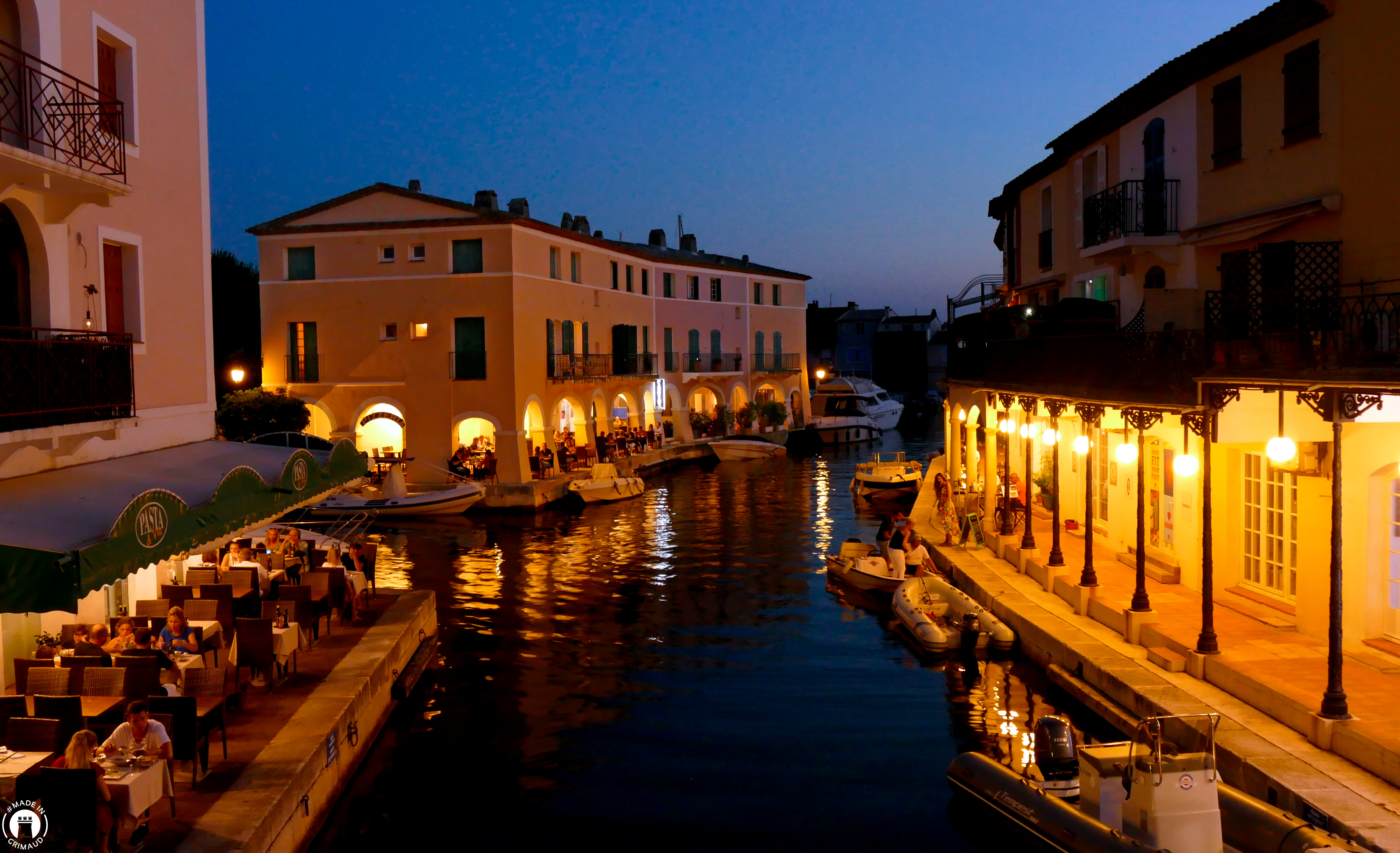 Port Grimaud : une cité lacustre unique  Grimaud Tourisme – Le charme de  la Provence et de la Côte d'Azur