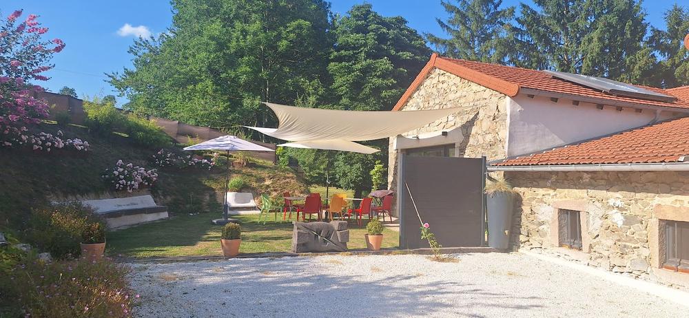 Le pré bleu de Marnand grand cottage