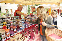 Marché de Brides-les-Bains Haute Savoie