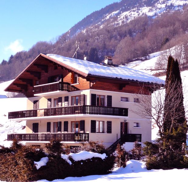 Apartment in chalet - 79m²- 3 bedrooms - Favre-Rochex Suzanne