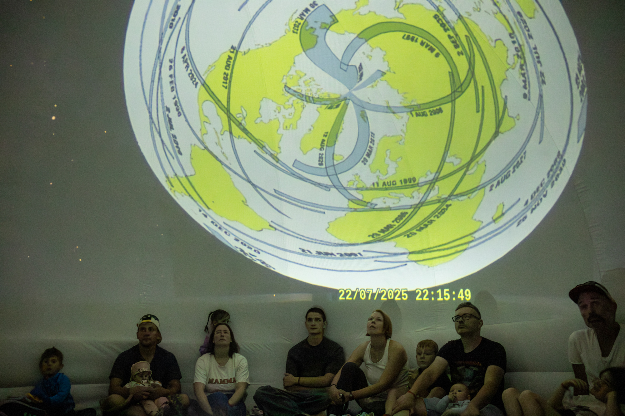 Intérieur du planétarium